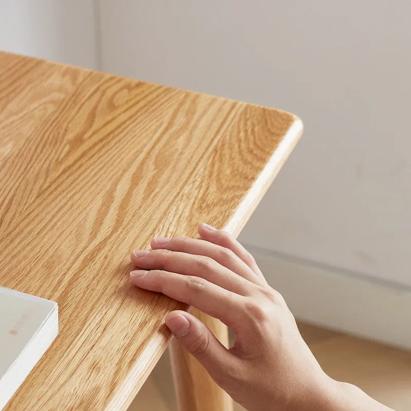 Bureau individuel en bois naturel avec tiroir