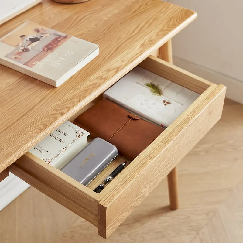 Bureau individuel en bois naturel avec tiroir