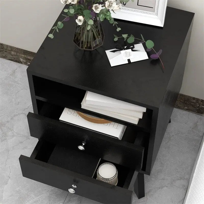 Table de chevet 3 tiroirs noir/blanc, une pièce
